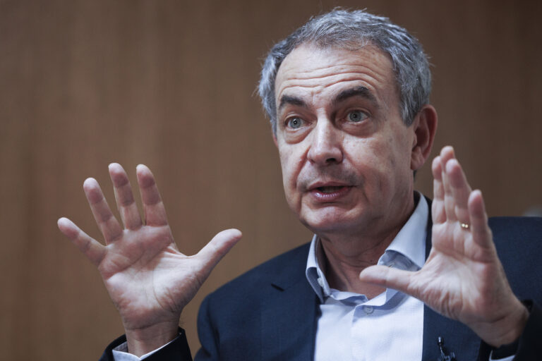 El Sáhara Occidental, tabú para los entrevistadores del expresidente Rodríguez Zapatero