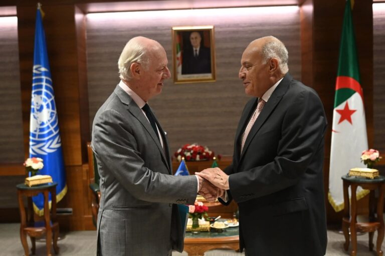 Argelia reitera a De Mistura que la única solución para el Sáhara Occidental es el plan de la ONU sobre la autodeterminación saharaui