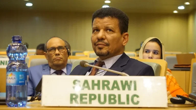 EE UU impulsa en Madrid una negociación secreta sobre el futuro del Sáhara Occidental