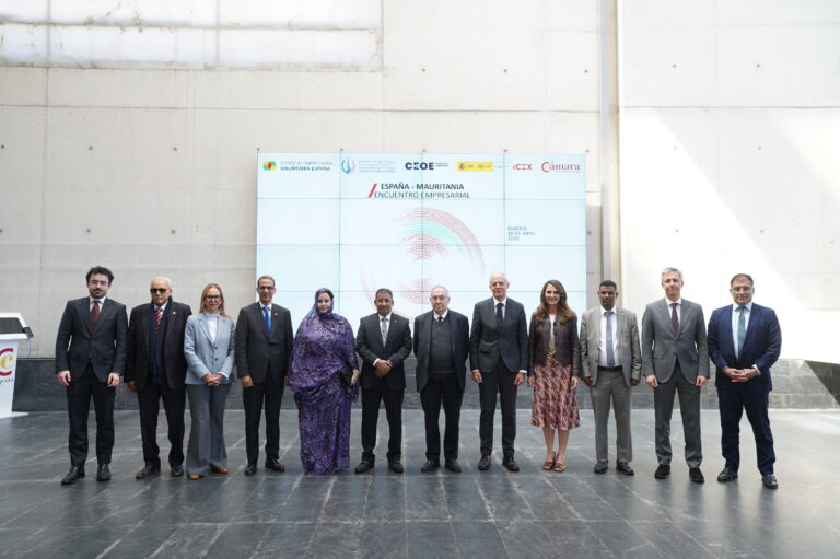 España y Mauritania estrechan la cooperación empresarial en torno a grandes proyectos de transporte